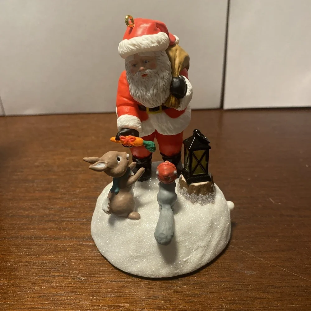Hallmark Keepsake Santa's Forest‎ Friends Light Sound Magic Ornament 2022 tested